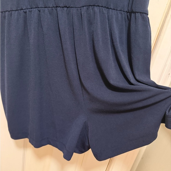 BCBGeneration skort Navy Blue Romper - Picture 6 of 9
